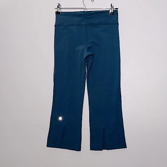 Lululemon Groove high-rise flared yoga pants submarine teal 4 - Picture 9 of 14